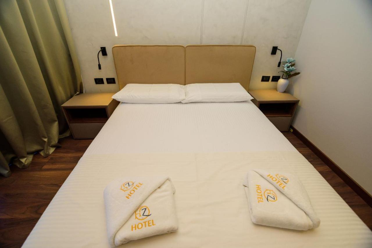 Hotel Zeneli Vlorë מראה חיצוני תמונה